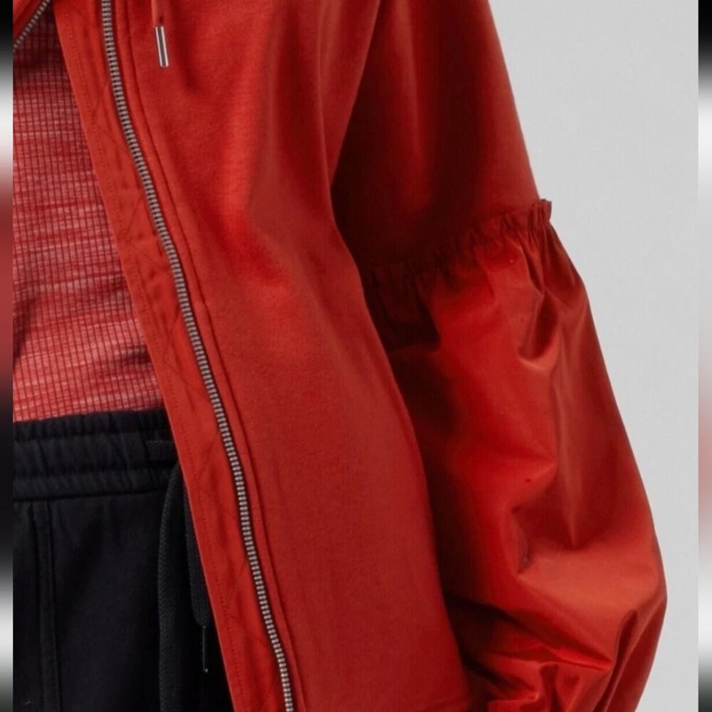 ATHLETA ON MY WAY TRIUMPH HOODIE IN CURRANT RED - Picture 4 of 8